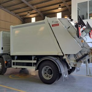 EFE refuse collection compactor mounted on Mercedes-Benz chassis delivered to Mahes Municipality.