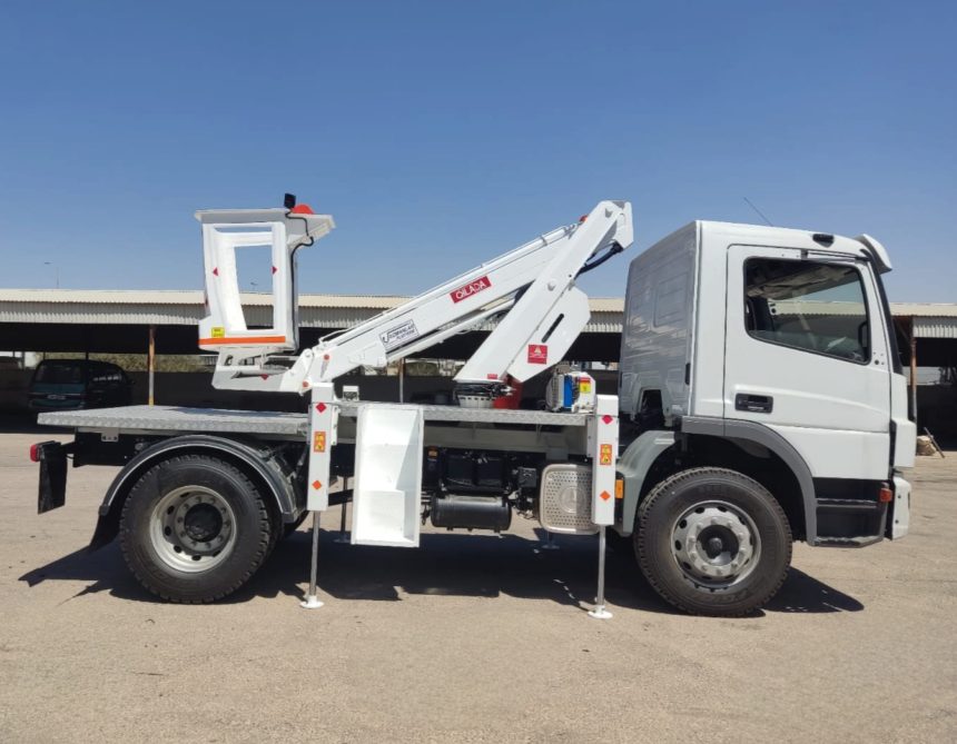 Uzmanlar telescopic platform mounted on Mercedes-Benz chassis delivered to Hod Al-Disah Municipality.