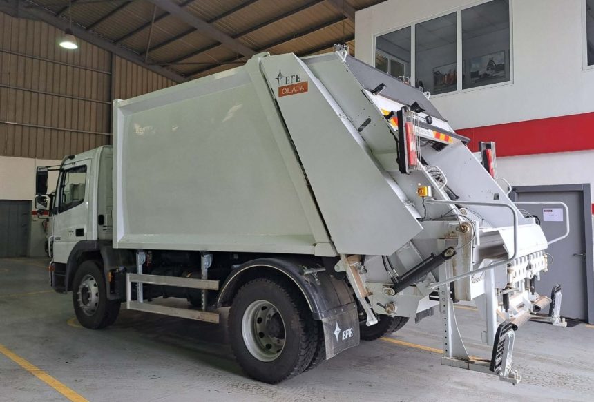 EFE refuse collection compactor mounted on Mercedes-Benz chassis delivered to Al-Mazar Al-Jadeedah Municipality.