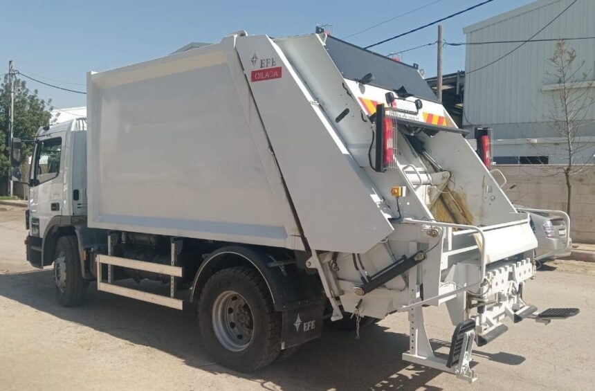 EFE refuse collection compactor delivered to Al-Azraq Municipality